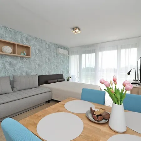 Bella Flora Apartman Balatonfured Exterior photo